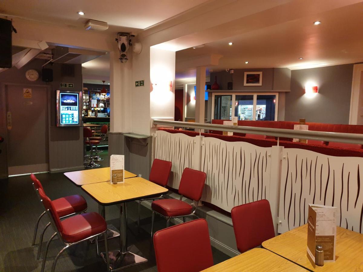 Commercial Hotel Alness Ngoại thất bức ảnh