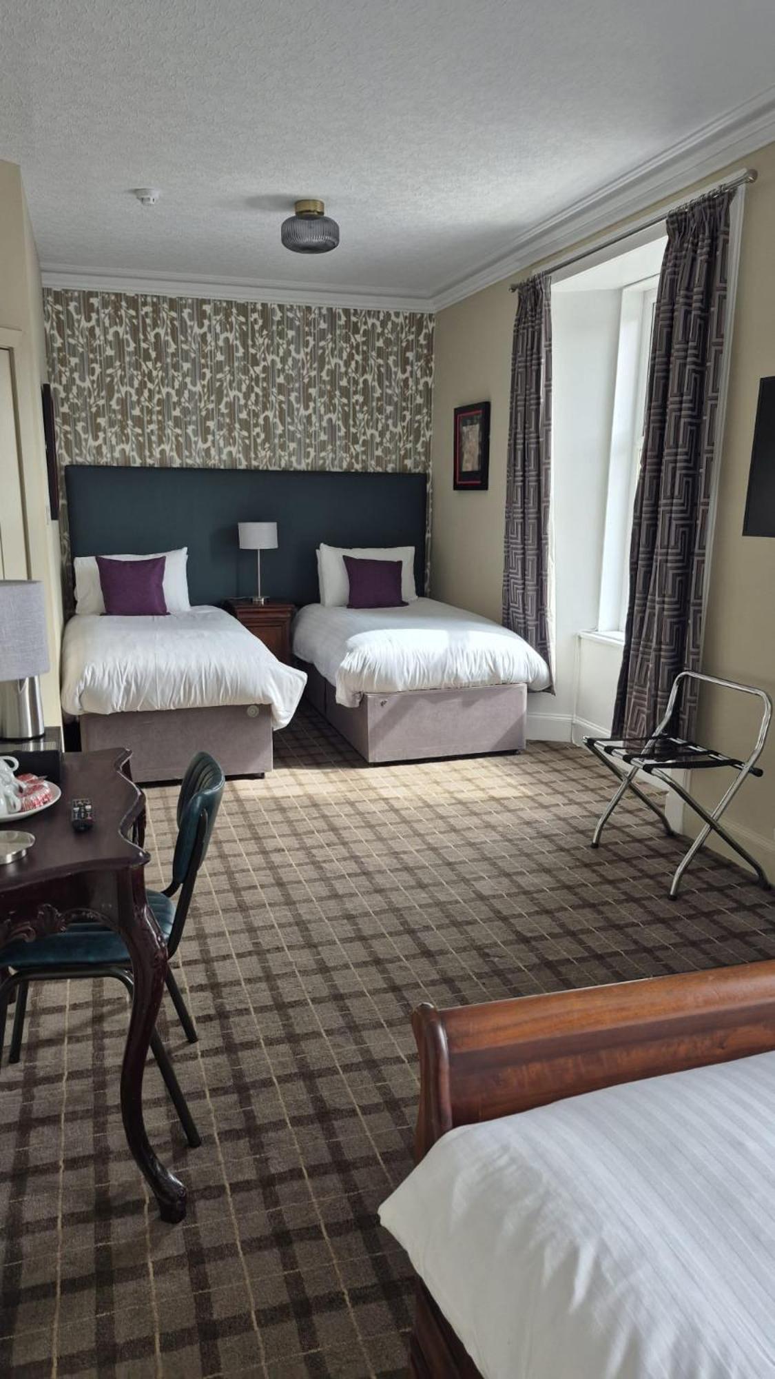 Commercial Hotel Alness Ngoại thất bức ảnh